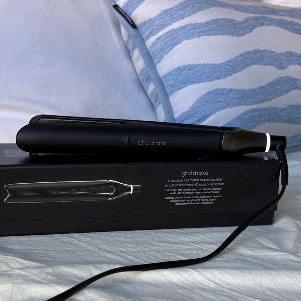 ghd Chronos 1” Flat Iron Hair Straightener- Black
